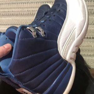Jordan 12 indigo